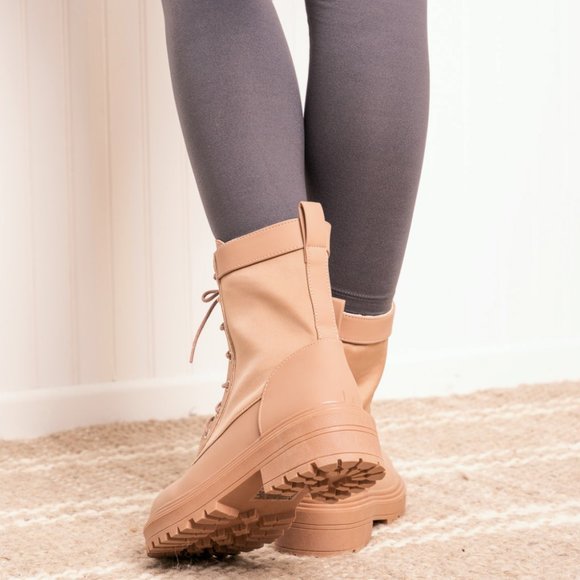 weeboo shoes wholesale